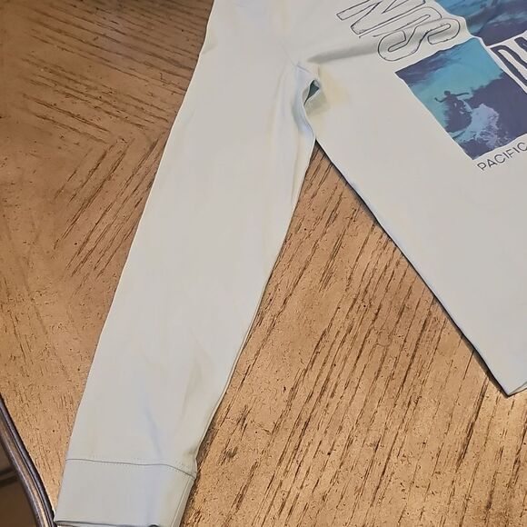 Long Sleeve Pacific Coast Shirt Size L NWT - Picture 4 of 10